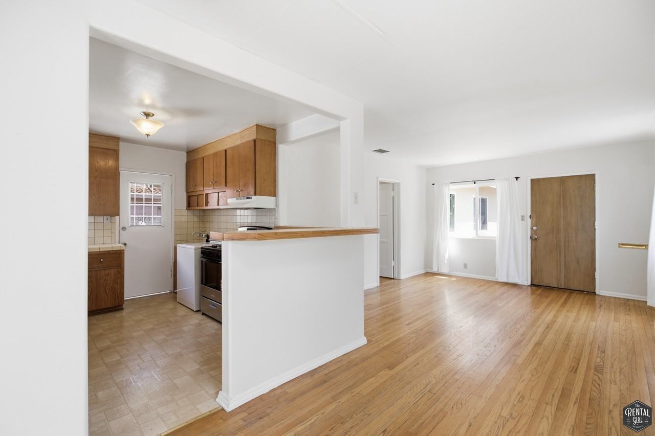 4142 Lincoln Ave - Photo 6 of 27