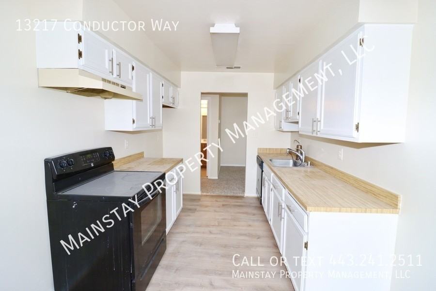 13217 Conductor Way - Photo 6 of 21