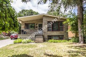 featured image of 10 Cardill Cres #A3