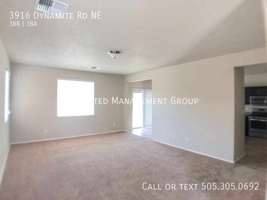 3916 Dynamite Rd Ne - Photo 6 of 16