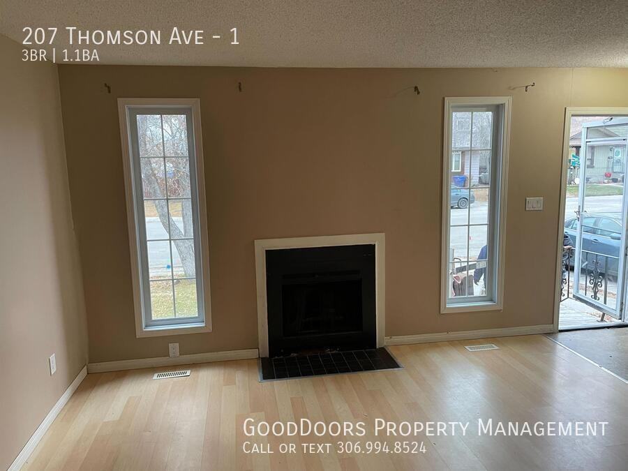 207 Thomson Ave #1 - Photo 2 of 12
