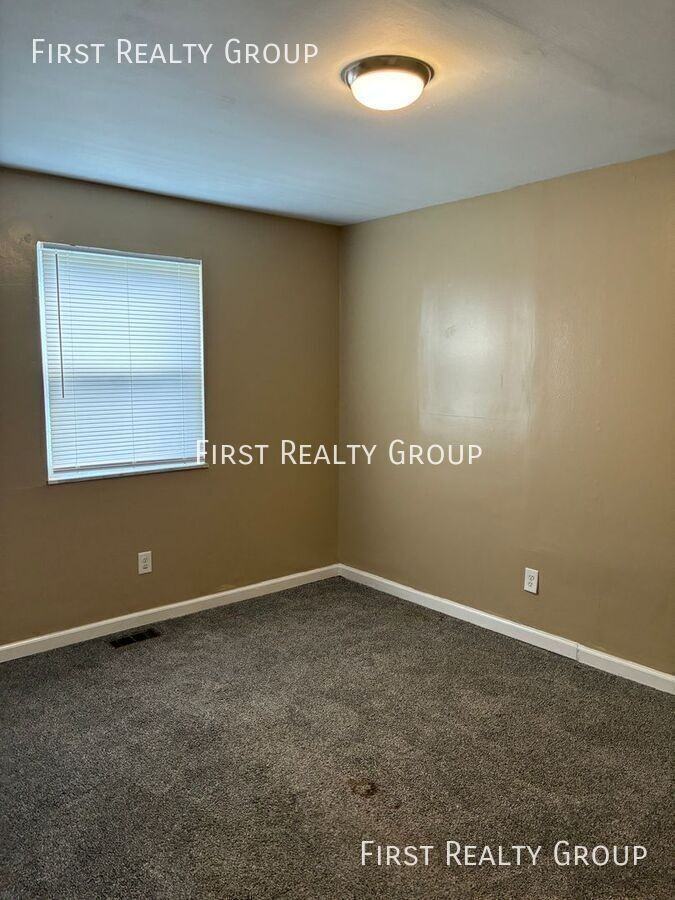 4908 Northcutt Pl #2 - Photo 5 of 7
