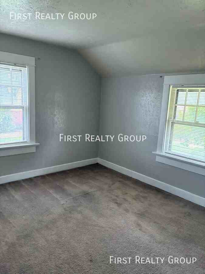 222 S Findlay St - Photo 6 of 8