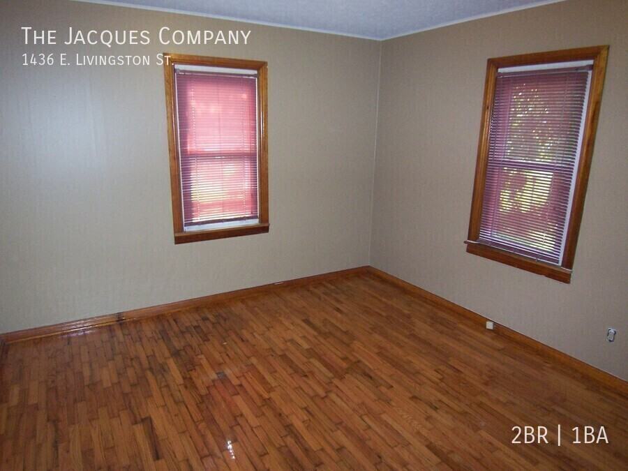 1436 E Livingston St - Photo 6 of 8