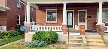featured image of 117 W Walnut St #1