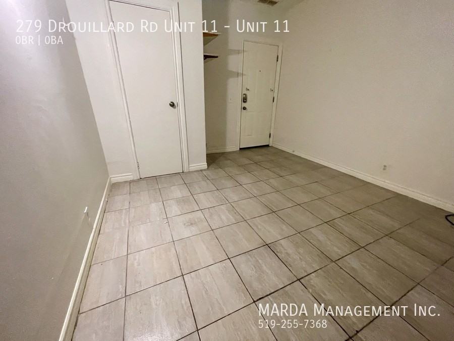 279 Drouillard Rd Unit 11 #11 - Photo 3 of 12
