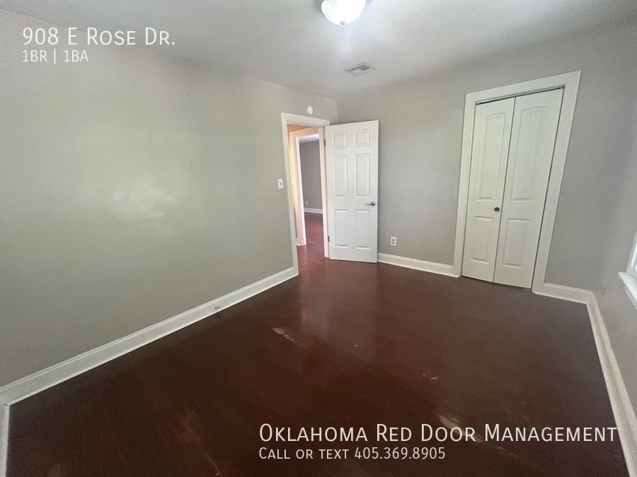 908 E Rose Dr - Photo 5 of 20
