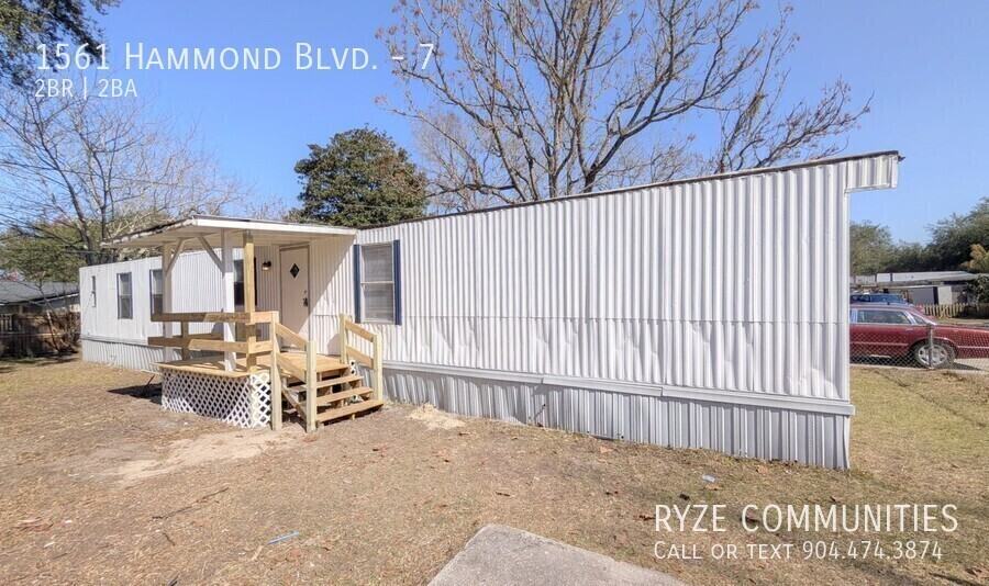1561 Hammond Blvd #7 - Photo 4 of 18