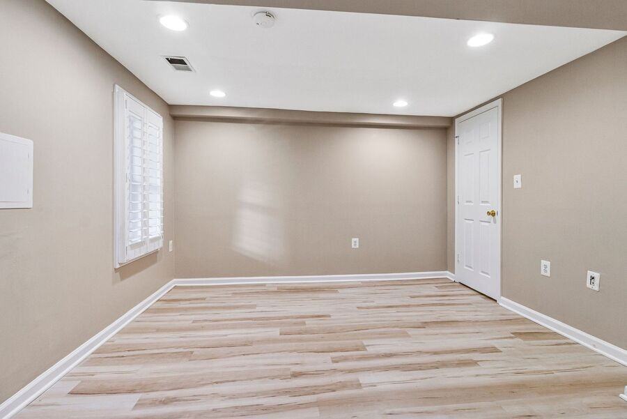 4703 Georgia Ave Nw #B - Photo 4 of 26