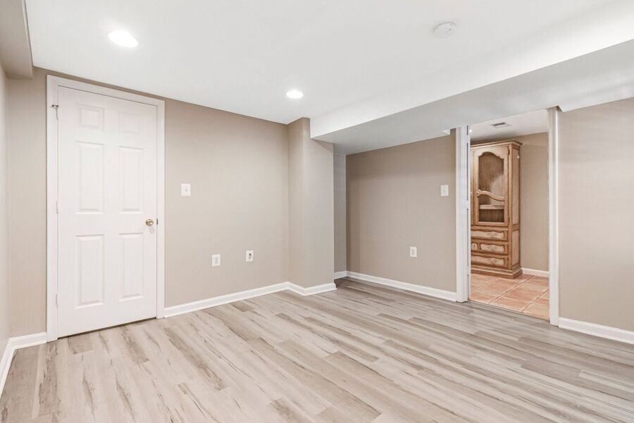 4703 Georgia Ave Nw #B - Photo 6 of 26