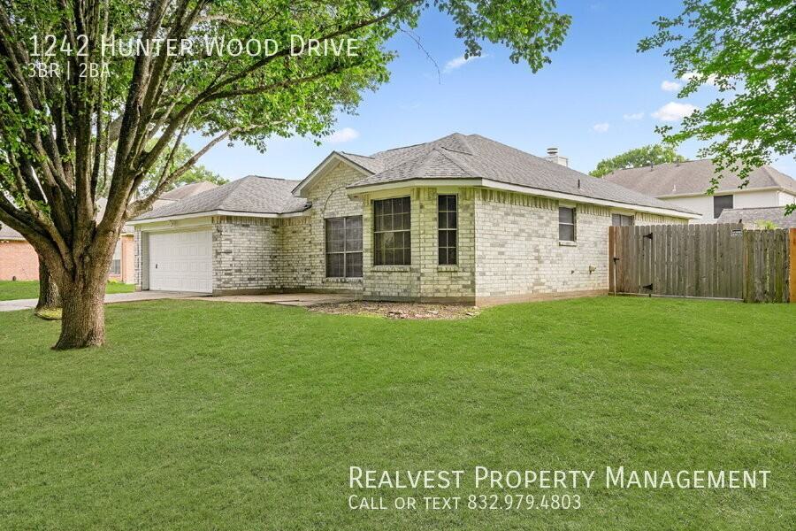 1242 Hunter Wood Dr - Photo 6 of 20