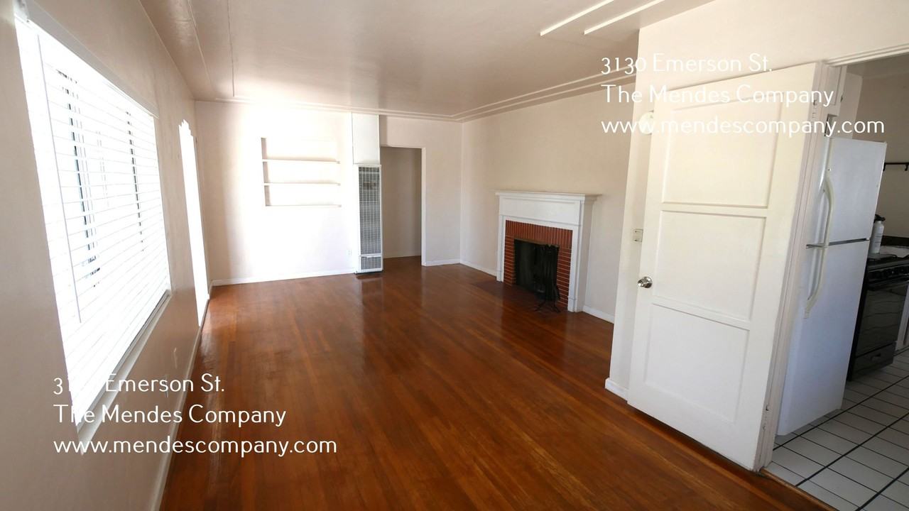 3130 Emerson St - Photo 6 of 33