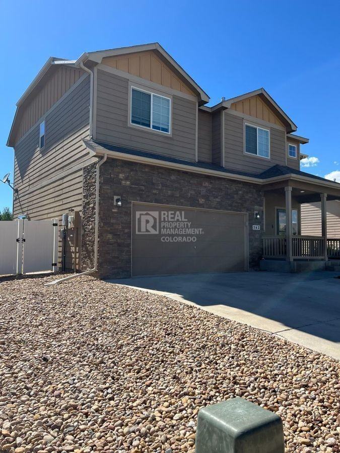 362 Shadowbrook Dr - Photo 2 of 50