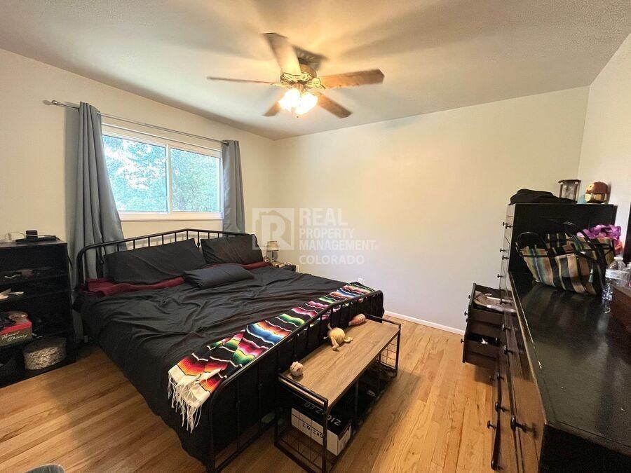 811 Holmes Dr - Photo 6 of 20