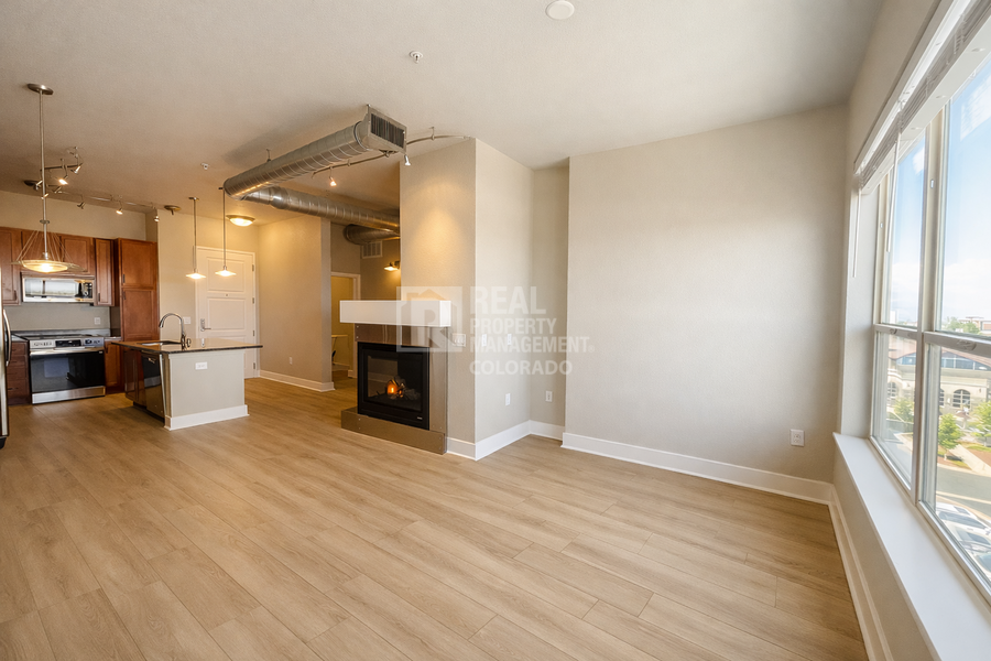 10111 Inverness Main St #404 - Photo 6 of 11