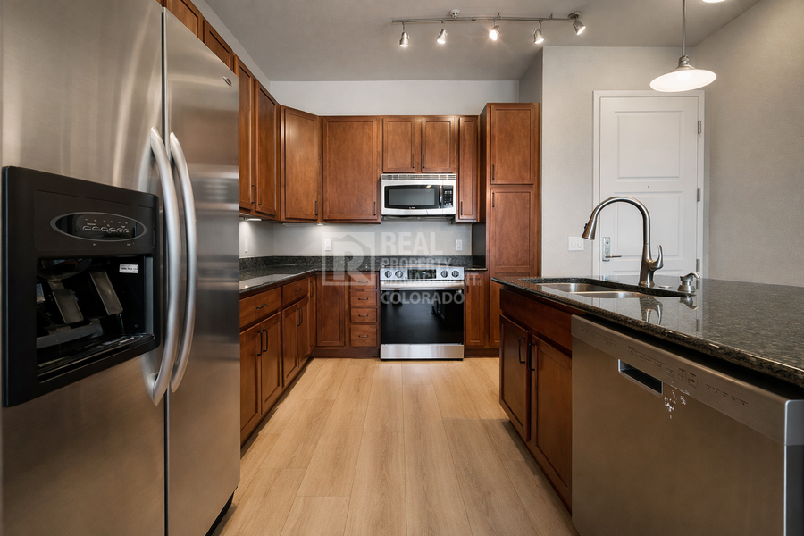 10111 Inverness Main St #404 - Photo 4 of 11