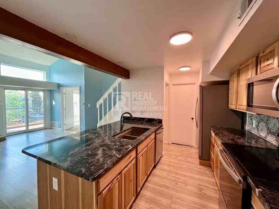 8853 Colorado Blvd #306 - Photo 4 of 14