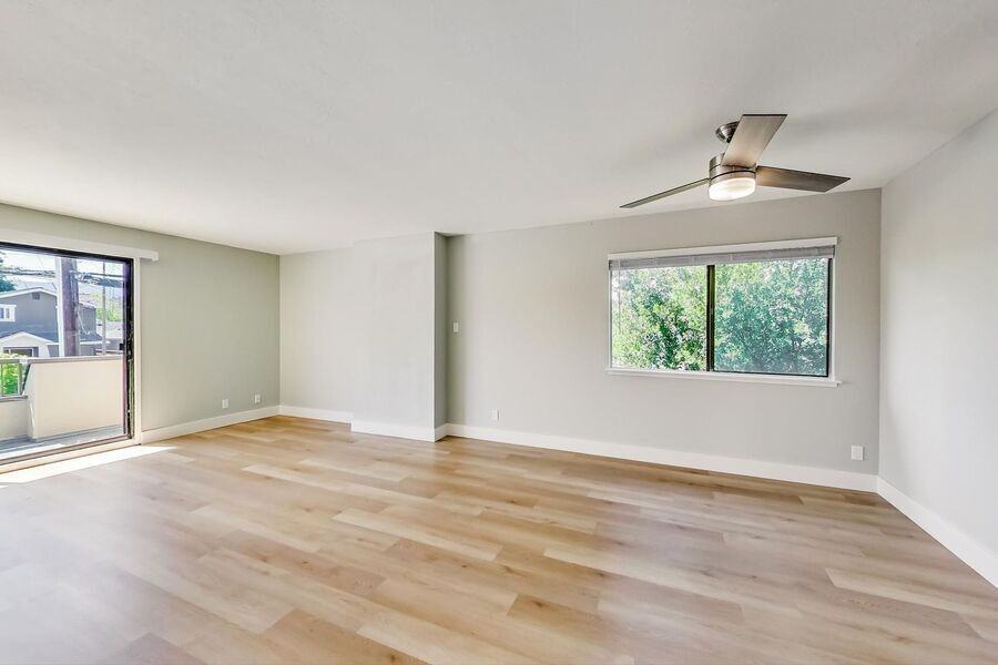 1709 Valota Rd - Photo 6 of 35