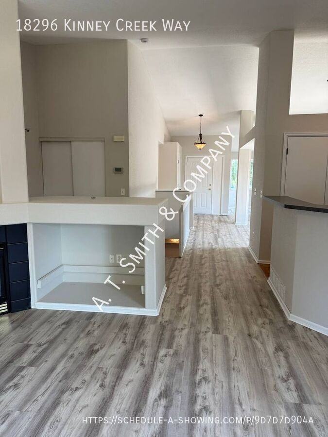 18296 Kinney Creek Way - Photo 3 of 22
