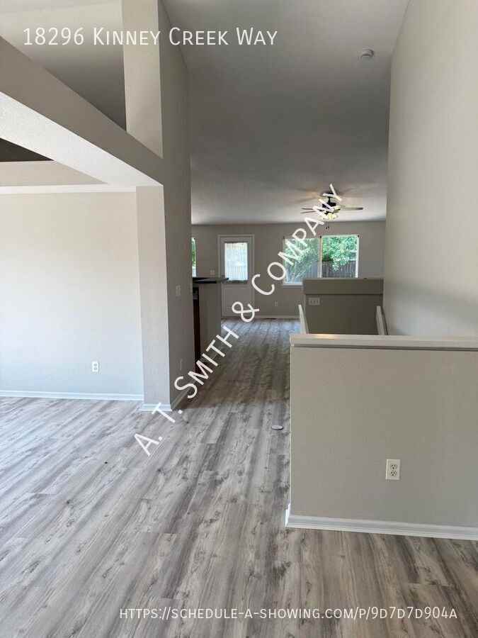 18296 Kinney Creek Way - Photo 7 of 22