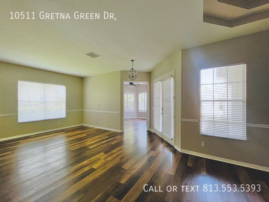 10511 Gretna Green Dr - Photo 2 of 23