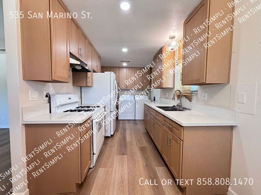 535 San Marino St - Photo 7 of 19