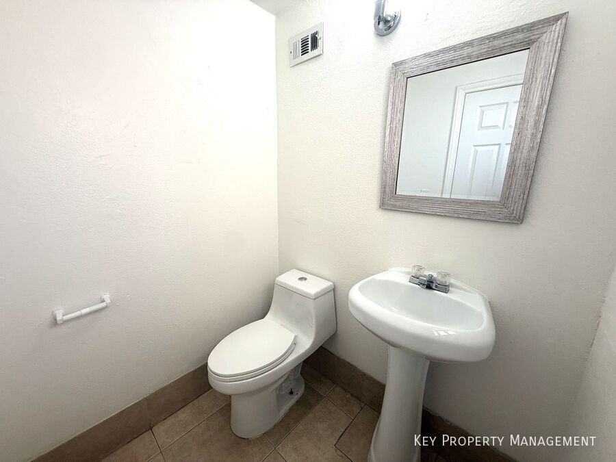 4537 Fireside Ln - Photo 6 of 22