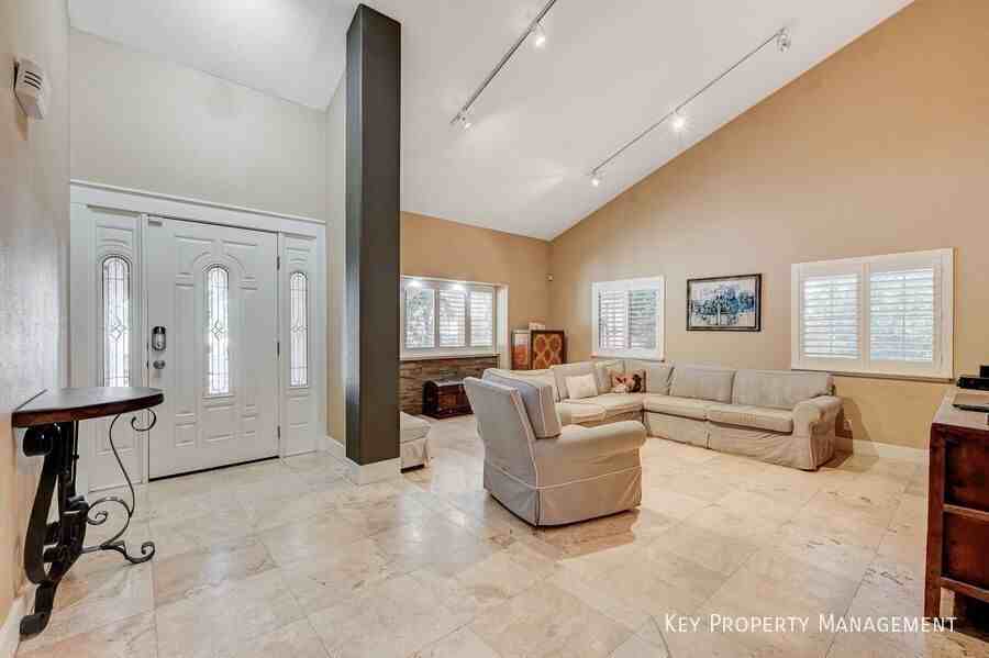 3880 Leisure Ln - Photo 2 of 17