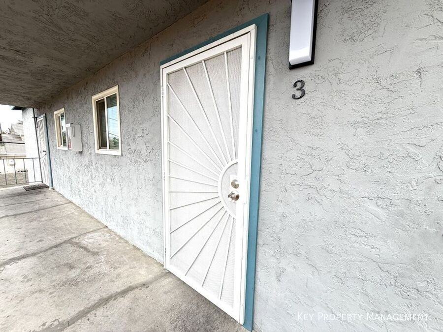 2105 Webster St #3 - Photo 2 of 19