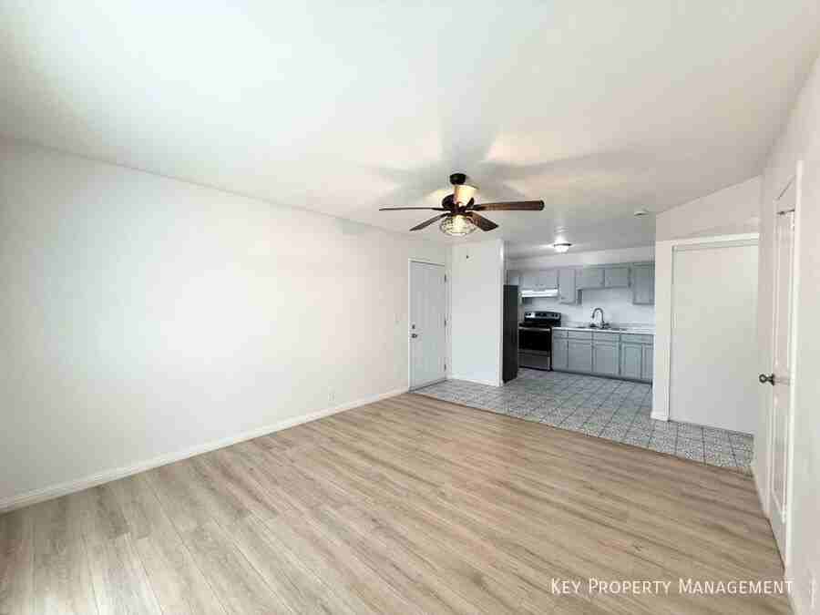 2105 Webster St #3 - Photo 5 of 19