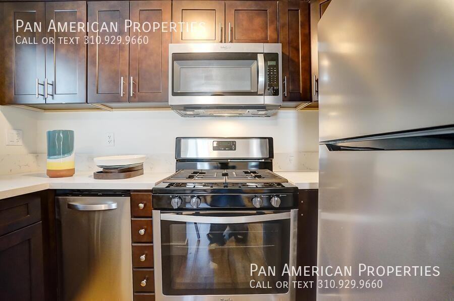 424 E Truslow Ave #15 - Photo 7 of 17