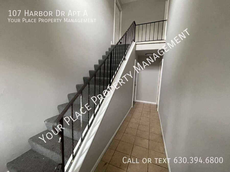107 Harbor Dr Apt A - Photo 6 of 19