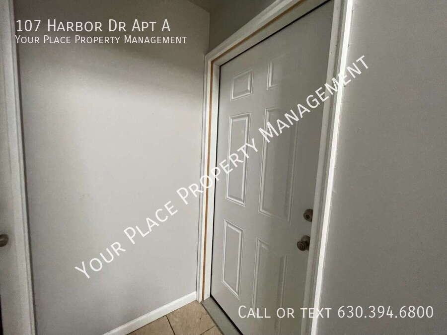 107 Harbor Dr Apt A - Photo 7 of 19