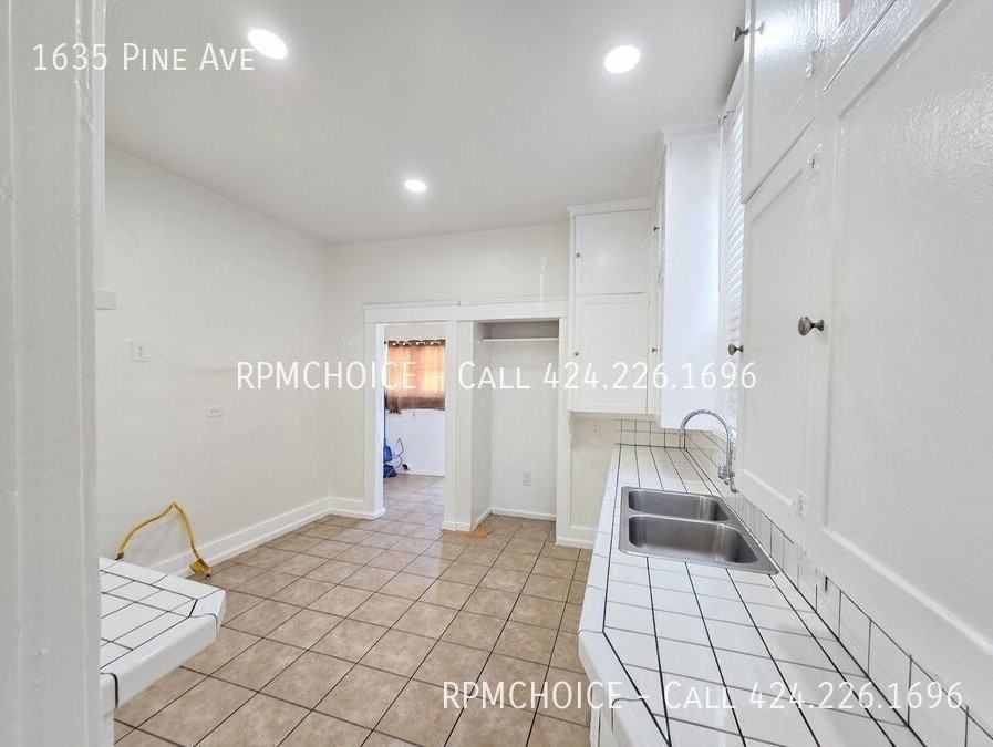 1635 Pine Ave - Photo 7 of 26