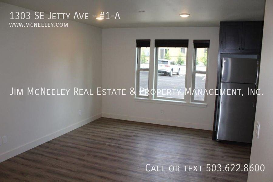 1303 Se Jetty Ave #1A - Photo 6 of 18