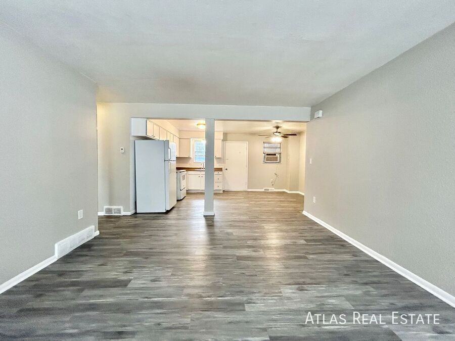331 N Columbine St #D - Photo 4 of 26