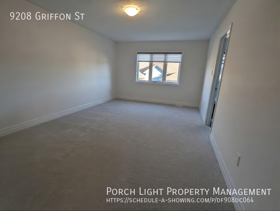 9208 Griffon Street - Photo 6 of 24