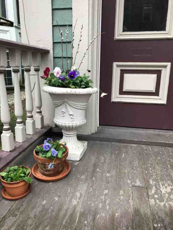 Caroline St - Photo 2 of 24