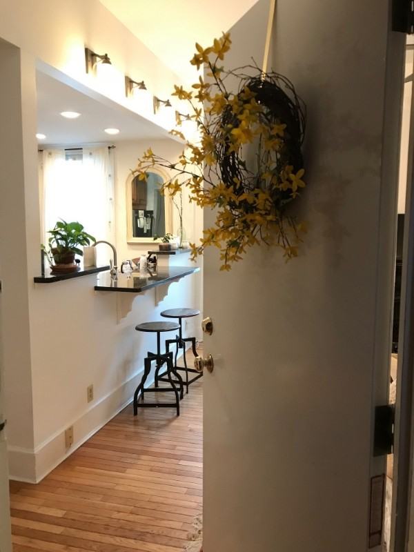 Caroline St - Photo 5 of 24