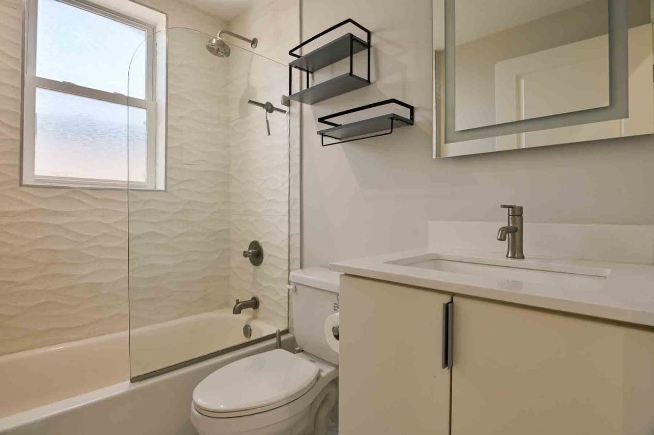 839 Kennedy St Nw #108 - Photo 7 of 13