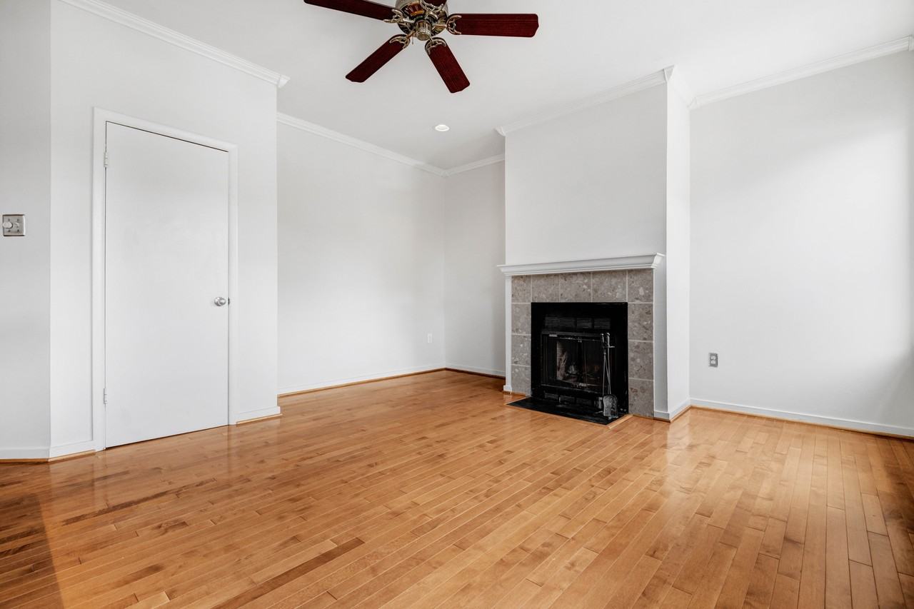 1931 17th St Nw #304 - Photo 5 of 10