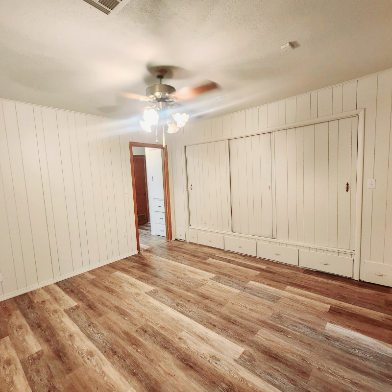 413 S 5th St - Photo 2 of 35