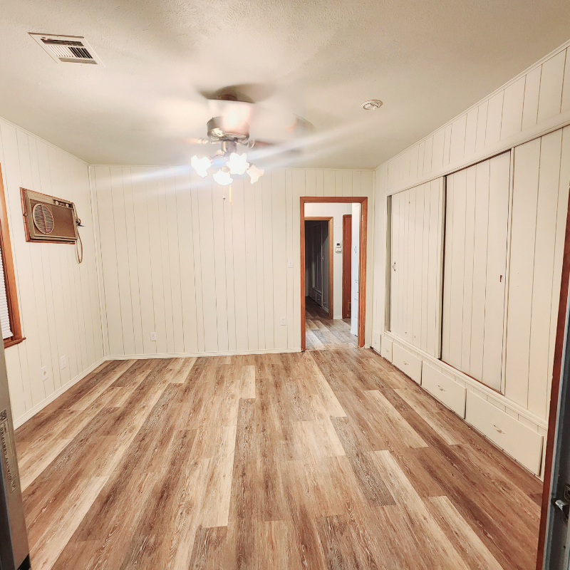 413 S 5th St - Photo 3 of 35