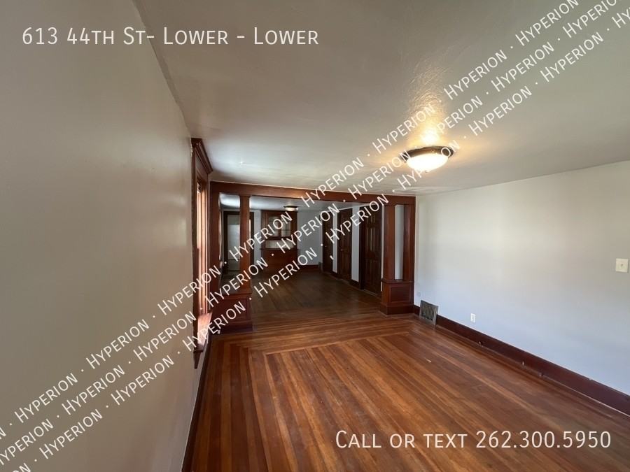 613 44th St Lowr - Photo 3 of 18