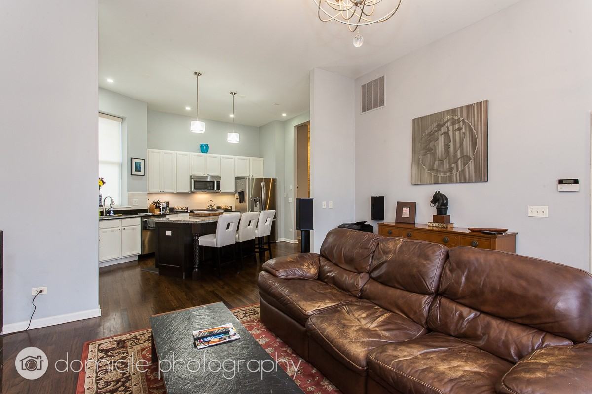 2113 W Washington Blvd #1 - Photo 3 of 8