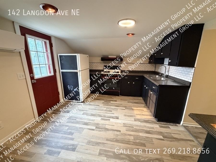 142 Langdon Ave Ne - Photo 5 of 20