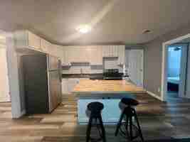 featured image of 2122 10th Ave #C