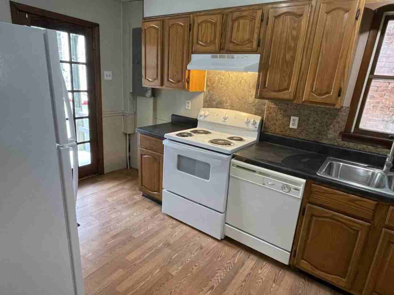 54 N 2nd St - Photo 3 of 26