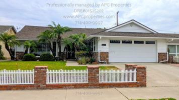 featured image of 829 N Elmwood St