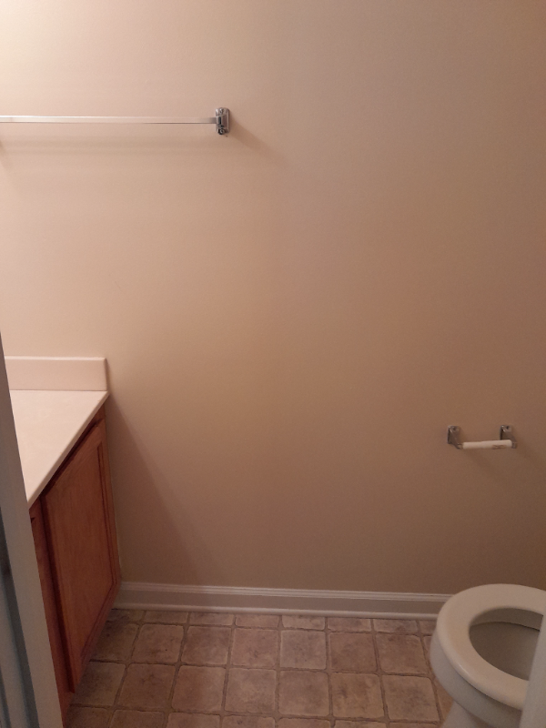 2820 Ashe St - Photo 5 of 12